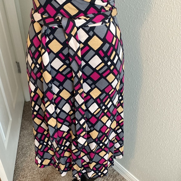 DIANE VON FURSTENBERG DRESS - Picture 3 of 10